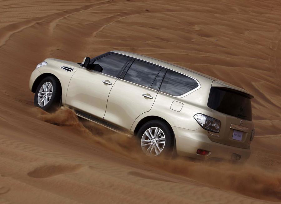  Nissan Patrol 2010 года  (фото 7 из 118)